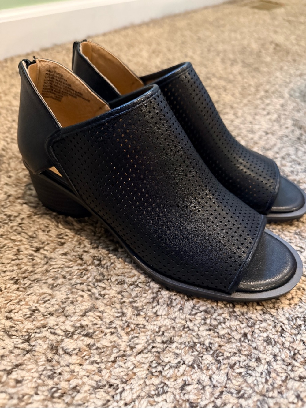 Croft & Barrow Black Perforated Open-Toe Mule Heels